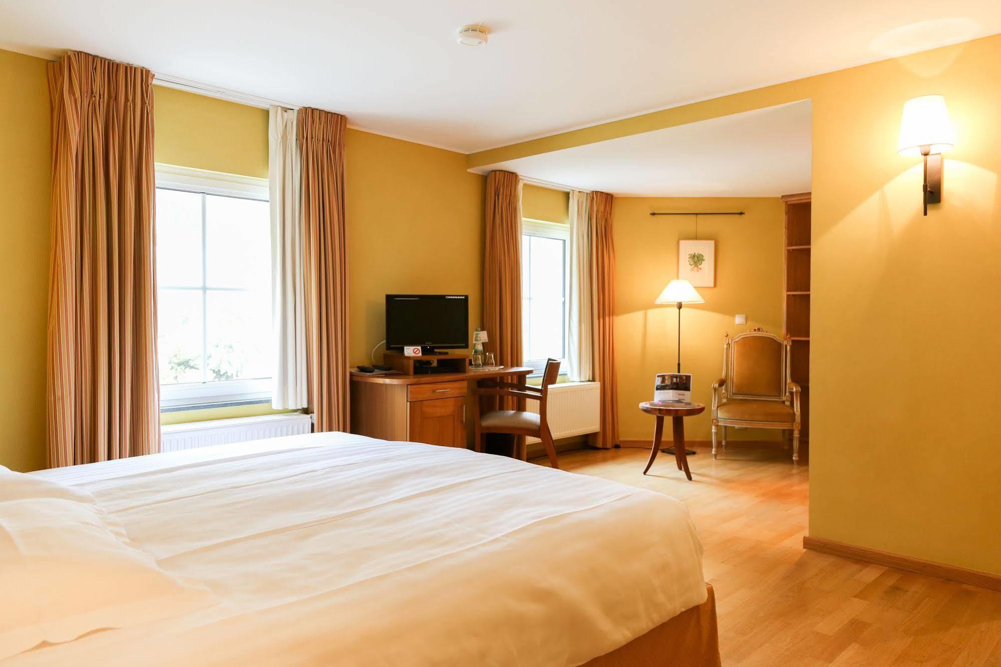 Hotel Manoir Kasselslay Clervaux Exteriér fotografie
